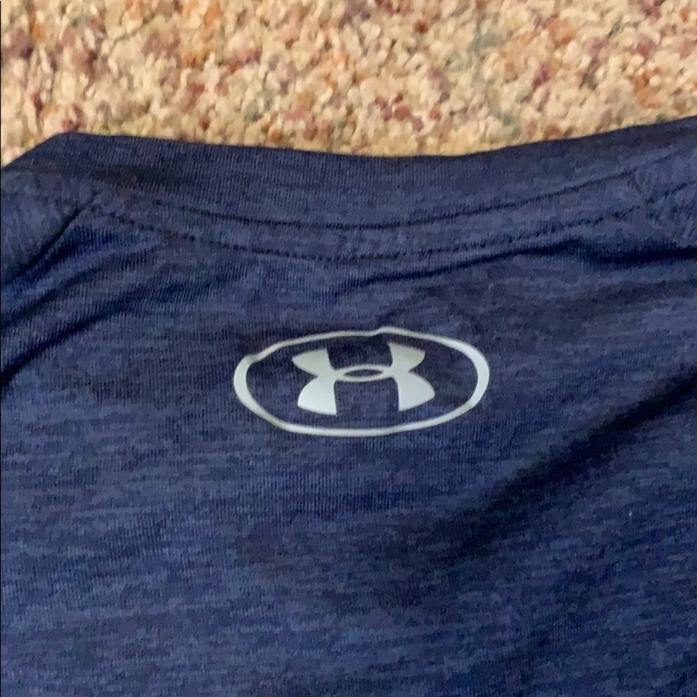 UA shirt - Picture 4 of 4
